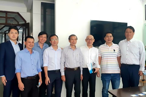 Đại diện hãng Yaskawa Electric Nhật Bản đến thăm và làm việc với thang máy Thiên Nam
