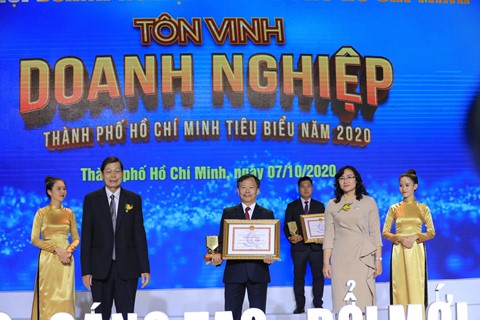 THIÊN NAM NHẬN DANH HIỆU DOANH NGHIỆP TIÊU BIỂU TP.HCM 2020